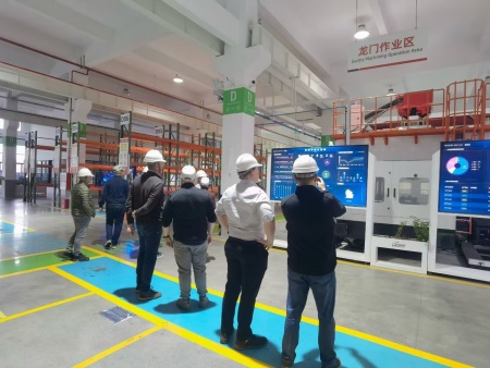 Qianhao Industry hosted its first group of visitors(图4)
